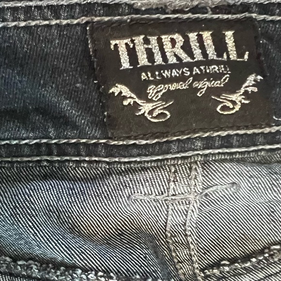 Thrill Capri Jeans Women’s Size 20 Mid Rise Denim Cropped Pants - Picture 4 of 6